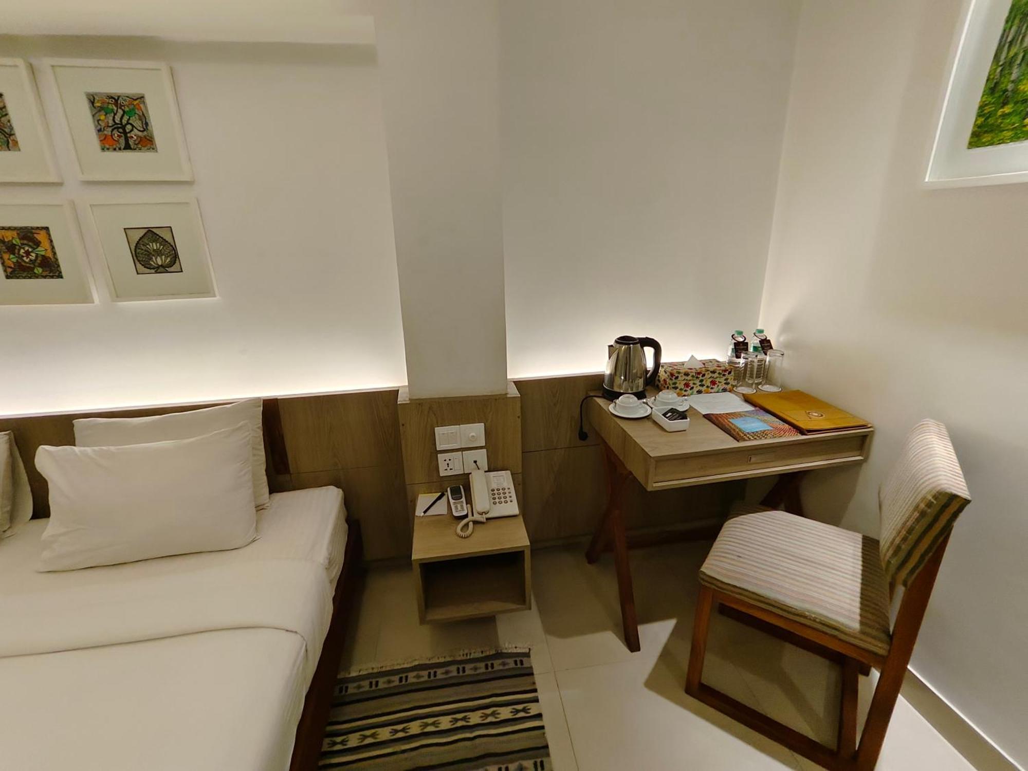 Hotel Nandini Dhaka Extérieur photo