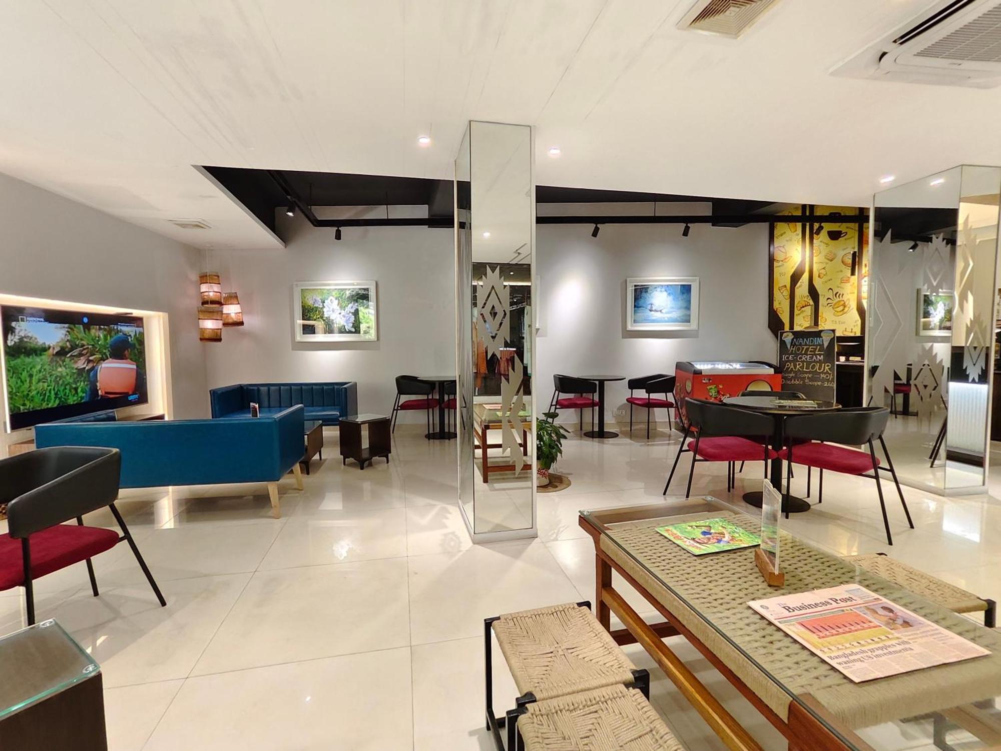 Hotel Nandini Dhaka Extérieur photo